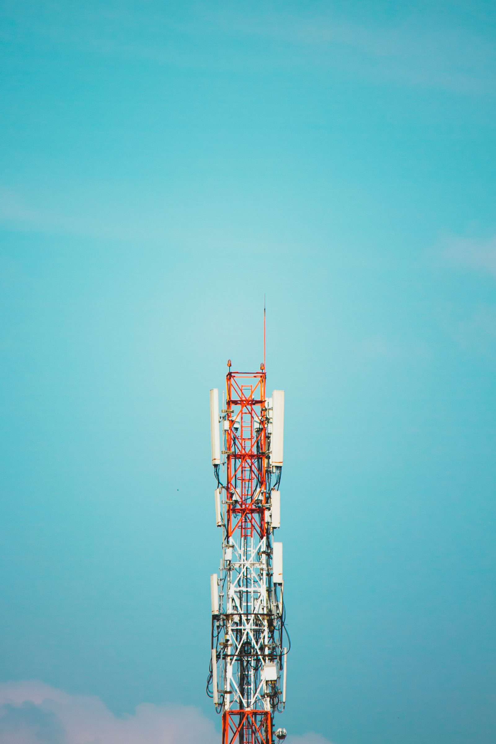 Wireless point-to-point network radio equipment